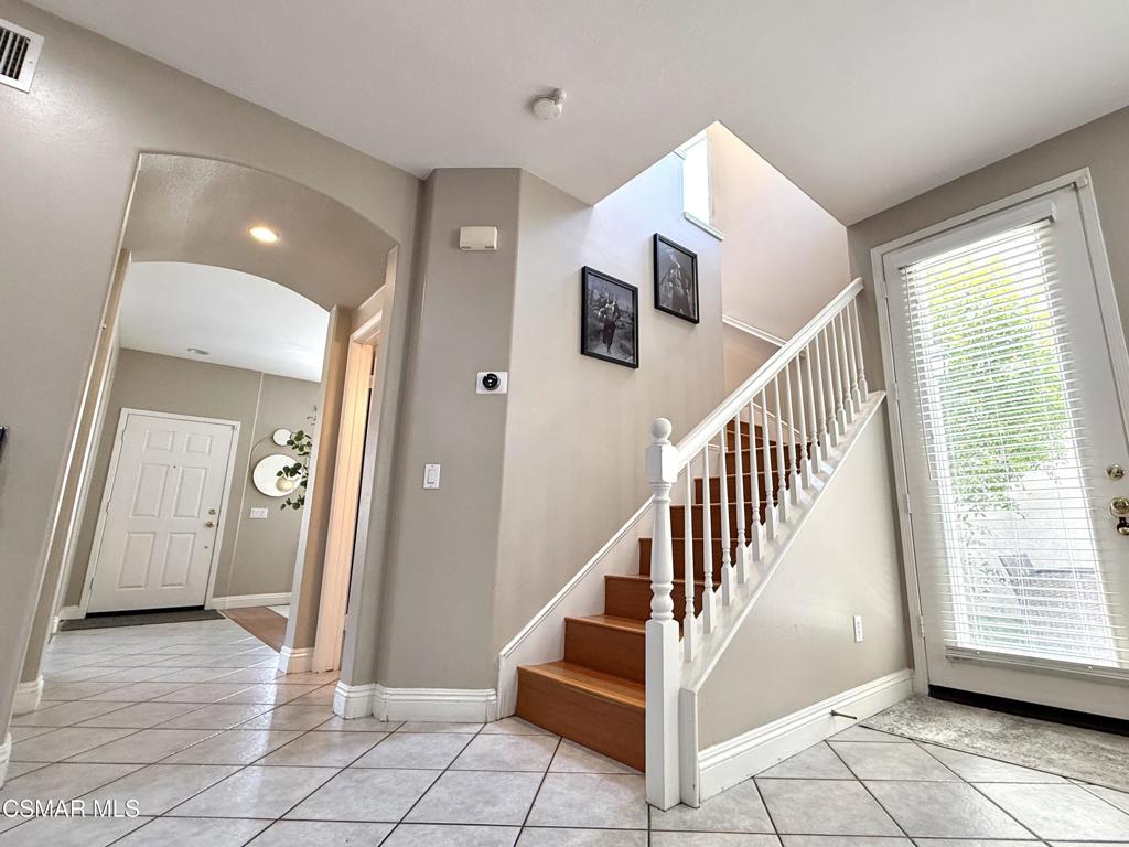Residential Lease for rent at 2527 Aurora Lane, Simi Valley CA featuring 4 beds and 3 baths