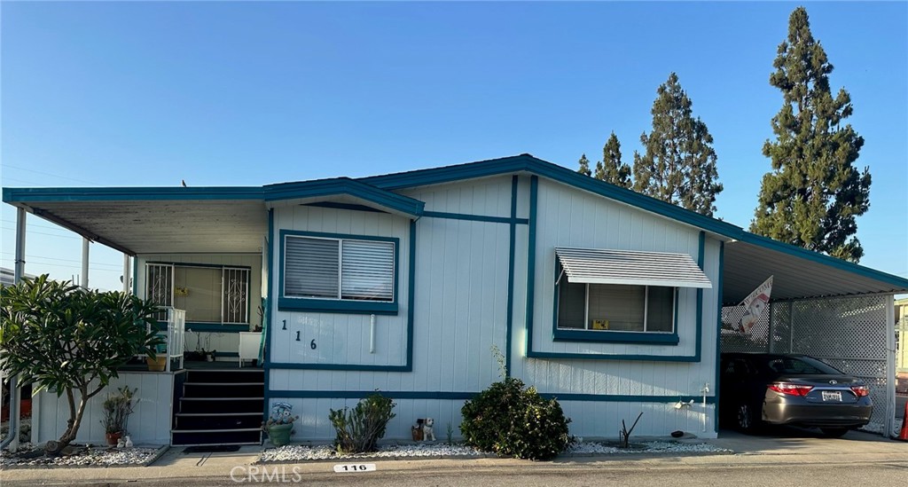Manufactured In Park for sale at 8509 Beverly 116, Pico Rivera CA featuring 2 beds and 2 baths