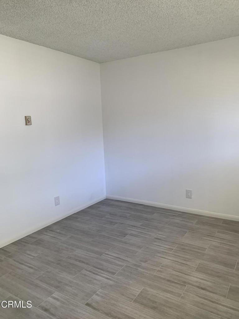 Residential Lease for rent at 1185 Bryce Way, Ventura, Ventura County CA featuring 2 beds and 1 bath