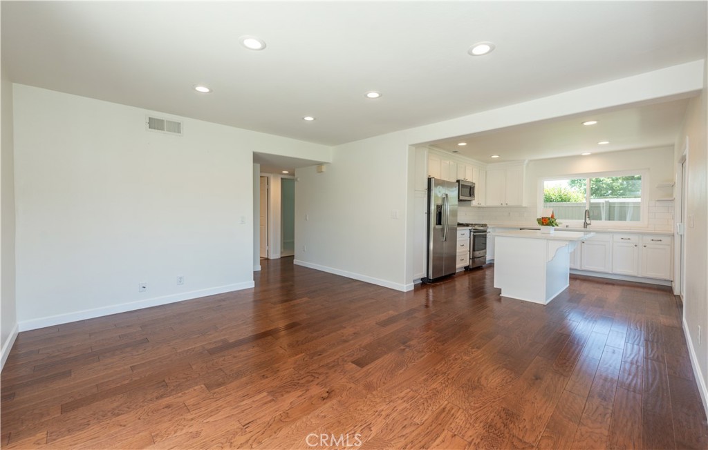 Residential Lease for rent at 18671 Paseo Cortez, Irvine, Orange County CA featuring 3 beds and 2 baths