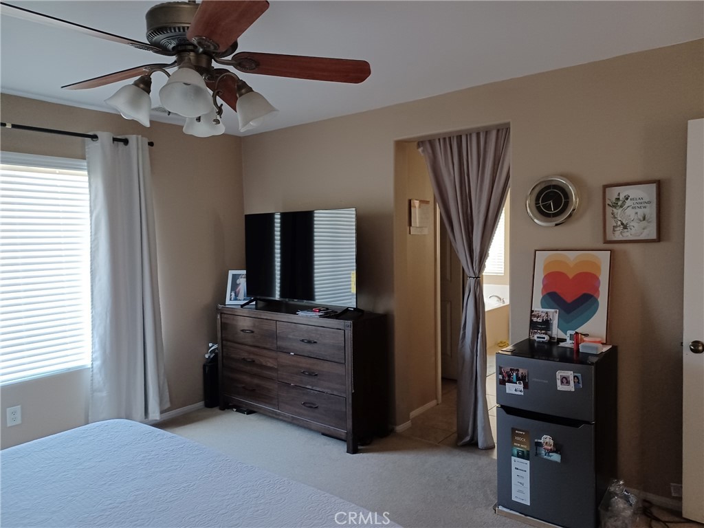 Residential Lease for rent at 33577 Cedar Creek, Lake Elsinore CA featuring 3 beds and 3 baths