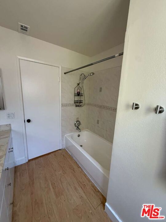 Residential Lease for rent at 12312 Runnymede Street 3, North Hollywood, Los Angeles CA featuring 3 beds and 2 baths