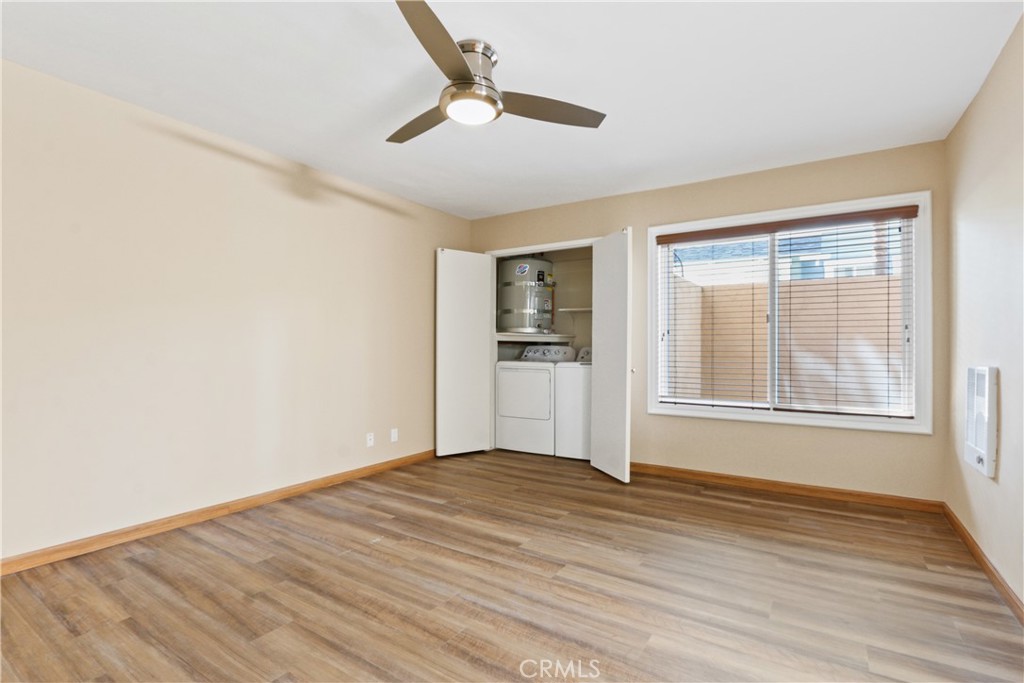 Residential Lease for rent at 2214 E 2nd Street, Long Beach, Los Angeles County CA featuring 3 beds and 2 baths