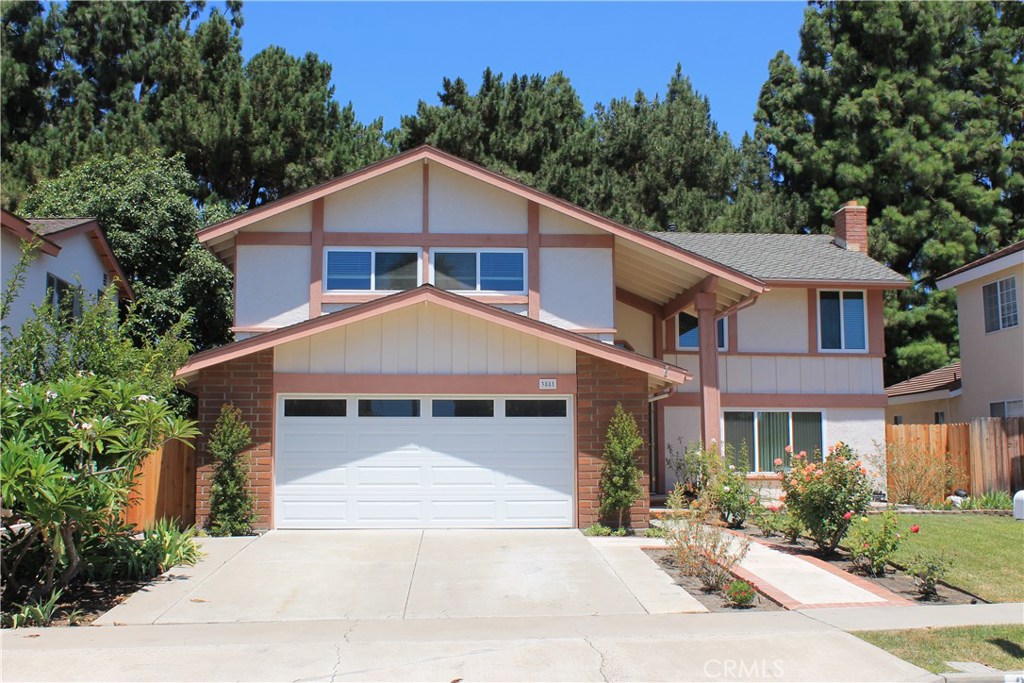 Residential Lease for rent at 3881 Hendrix Street, Irvine, Orange County CA featuring 5 beds and 4 baths