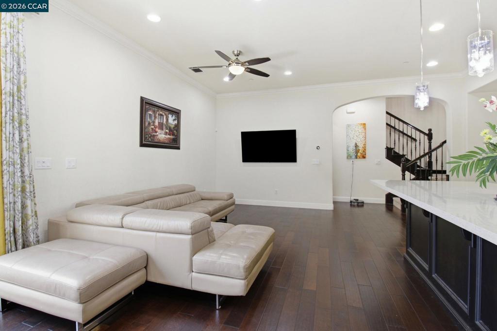 Residential Lease for rent at 1365 Bayberry View Ln, San Ramon CA featuring 4 beds and 4 baths