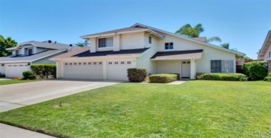 Residential Lease for rent at 338 Holiday Way, Oceanside CA featuring 3 beds and 3 baths