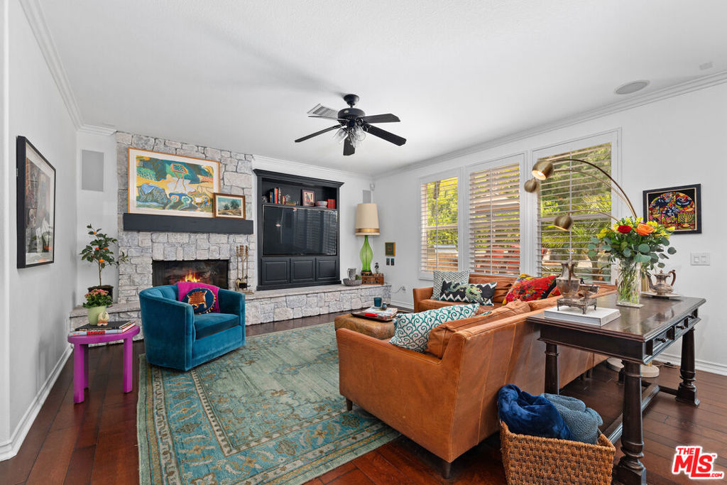 Residential for sale at 25514 Brighton Place, Stevenson Ranch CA featuring 7 beds and 6 baths
