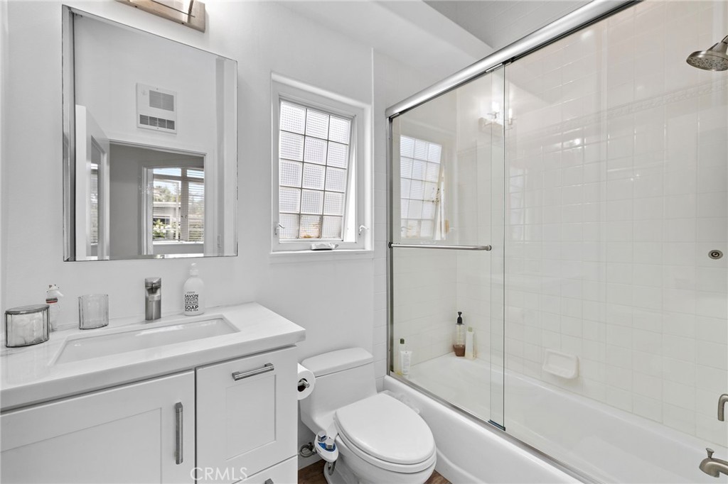 Residential Lease for rent at 2609 Victoria Drive, Laguna Beach CA featuring 5 beds and 4 baths