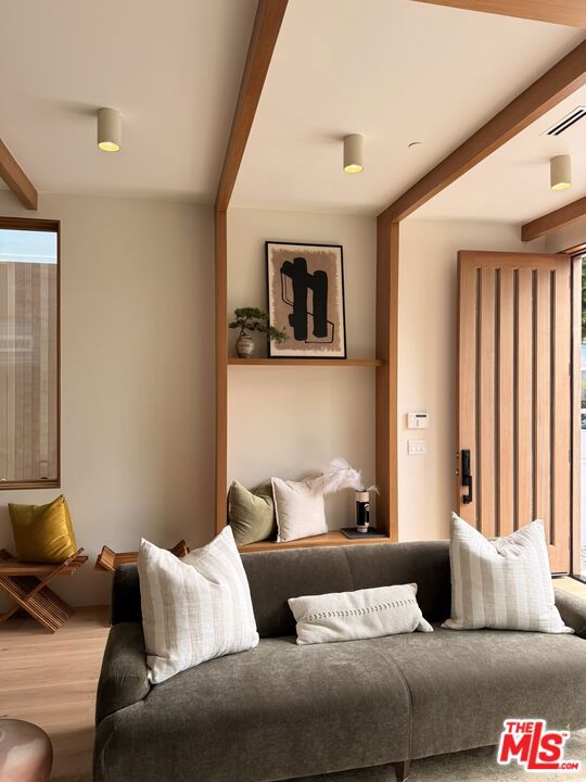 Active for sale at Santa Monica, CA, Santa Monica, CA CA and 3 baths