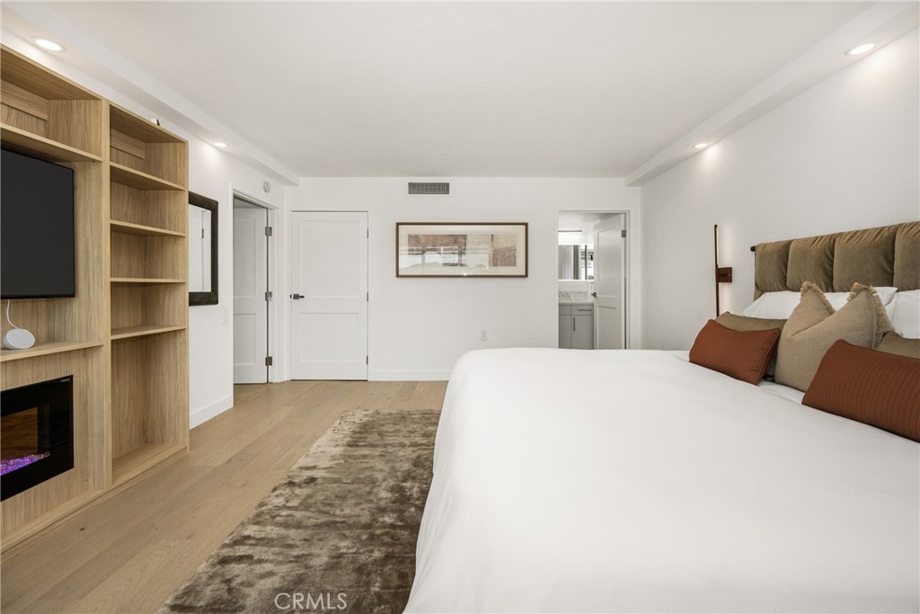 Residential for sale at 24055 Paseo Del Lago 1063, Laguna Woods CA featuring 2 beds and 2 baths