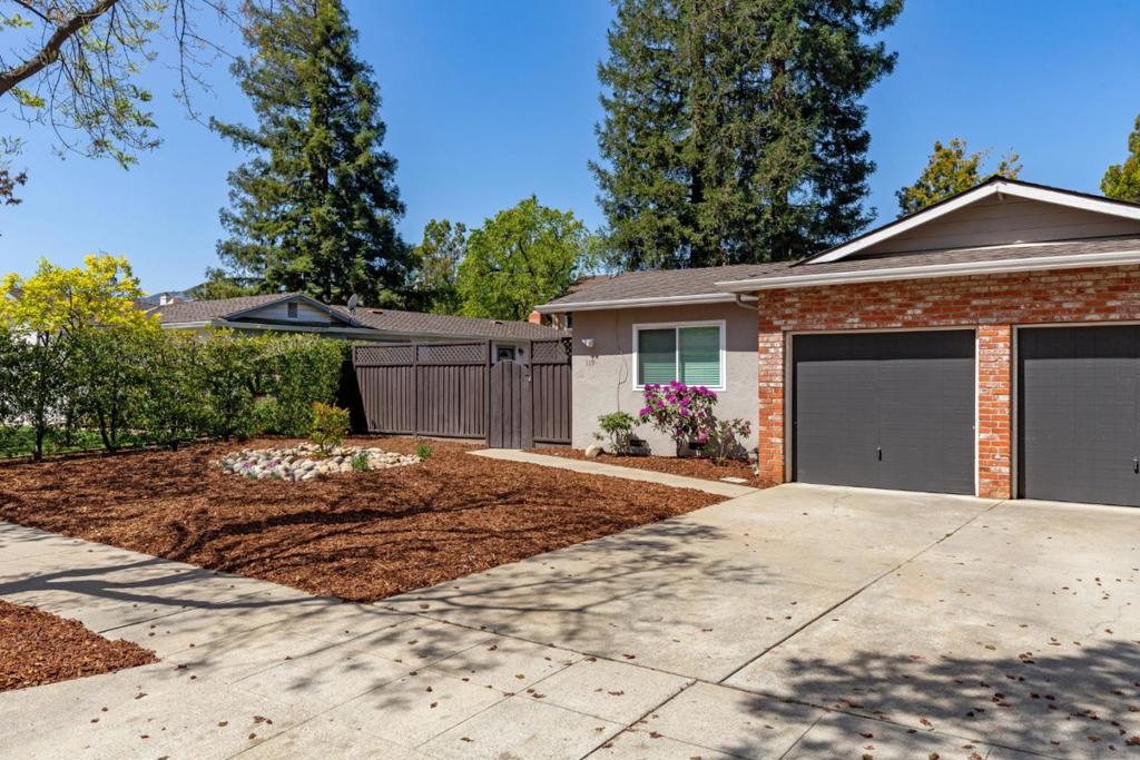 Residential Lease for rent at 119 Dardanelli Lane, Los Gatos CA featuring 3 beds and 2 baths
