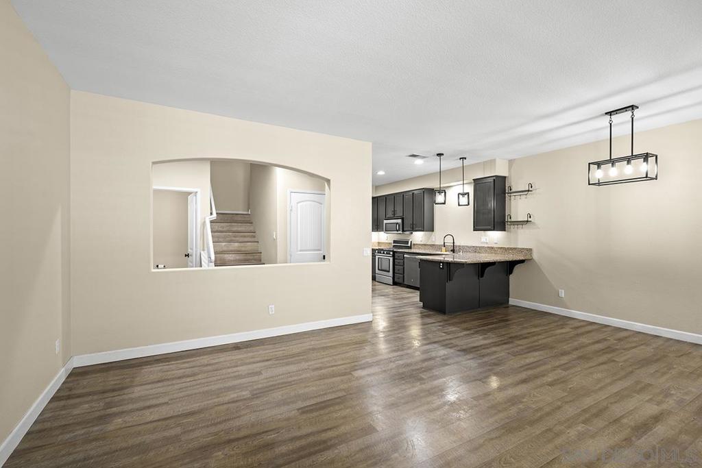 Residential Lease for rent at 1444 Canvas 3, Chula Vista CA featuring 3 beds and 3 baths