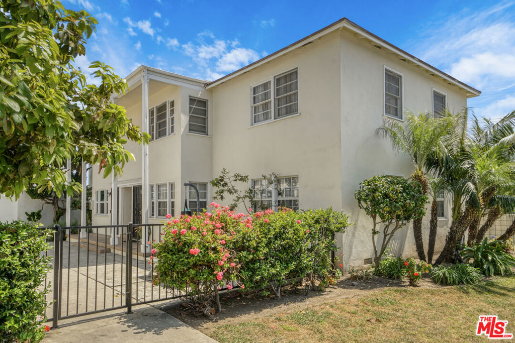 Active for sale at Culver City, CA, Culver City, CA CA and 4 baths