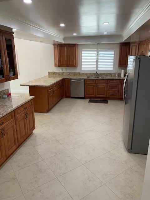 Residential Lease for rent at 27695 Hombria Drive, Cathedral City CA featuring 3 beds and 2 baths