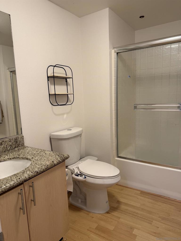Residential Lease for rent at 1480 Broadway 2420, San Diego CA featuring 1 bed and 1 bath