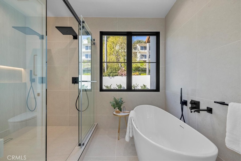 Residential for sale at 2532 Via Sanchez, Palos Verdes Estates CA featuring 4 beds and 5 baths