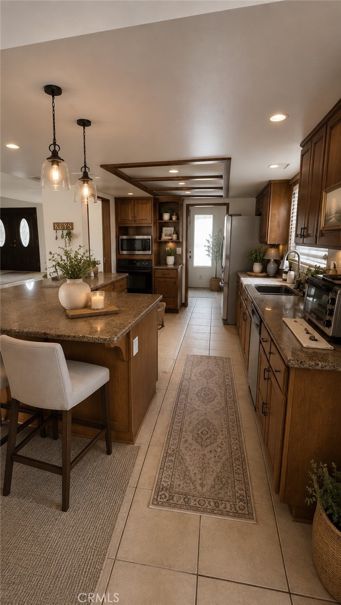 Residential Lease for rent at 13290 Rain Shadow, Victorville CA featuring 3 beds and 3 baths