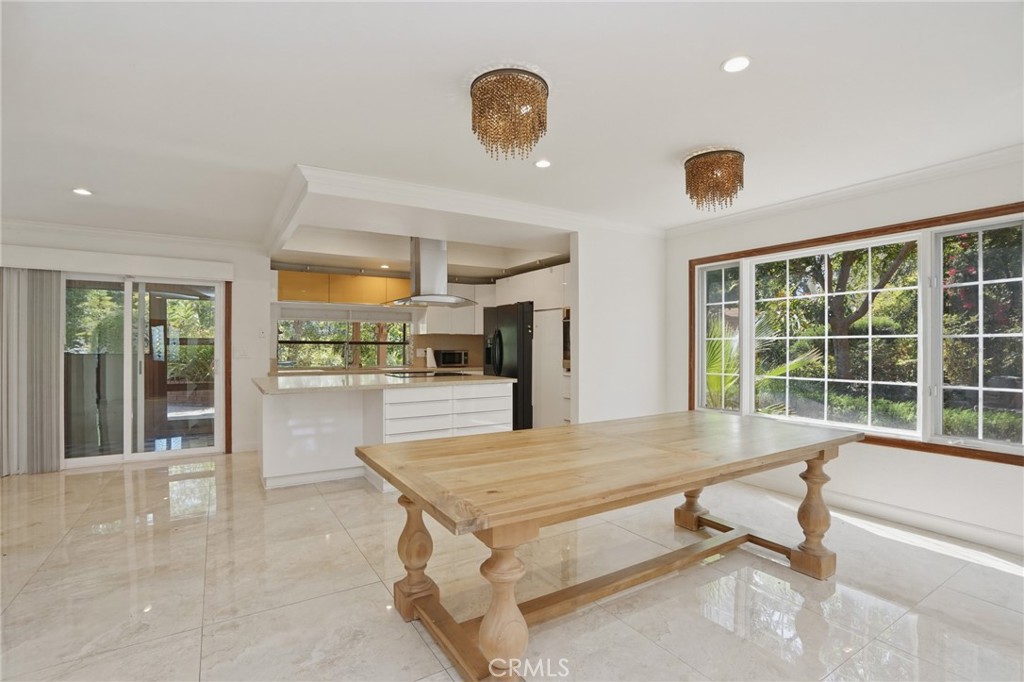 Residential Lease for rent at 16682 Oakhurst, Yorba Linda CA featuring 5 beds and 2 baths