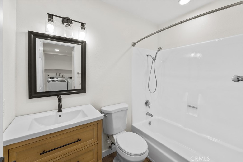 Residential Lease for rent at 51 Golden Glen Street 1, Irvine, Orange CA featuring 3 beds and 2 baths