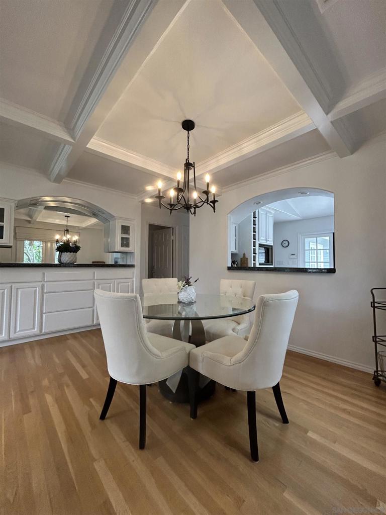 Residential for sale at 5537 Bellevue Avenue, La Jolla CA featuring 3 beds and 3 baths