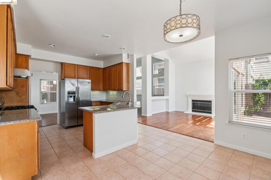 Residential for sale at 154 Camino Del Sol, Vallejo CA featuring 3 beds and 3 baths