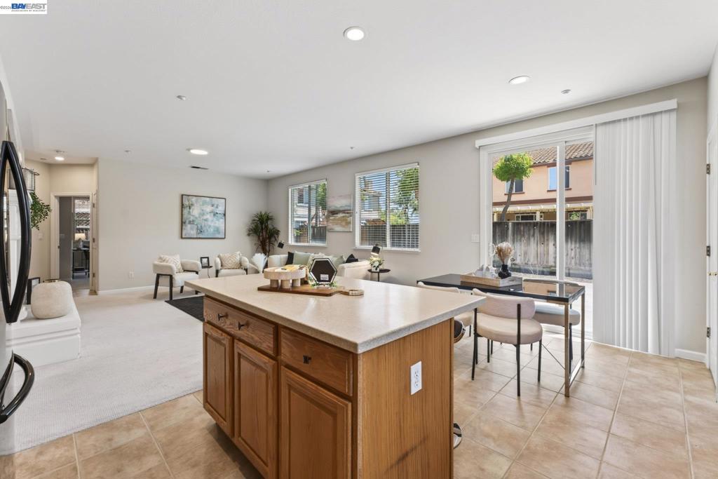 Residential for sale at 622 Cashew Ct, Brentwood CA featuring 3 beds and 2 baths