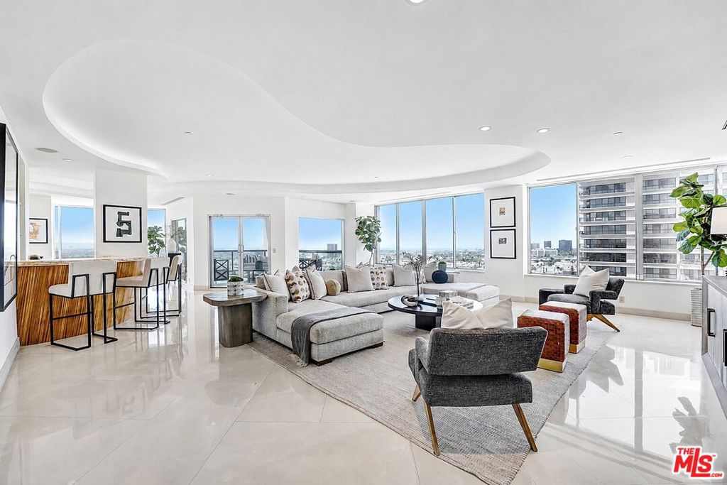 Active for sale at Los Angeles, CA, Los Angeles, CA CA and 4 baths