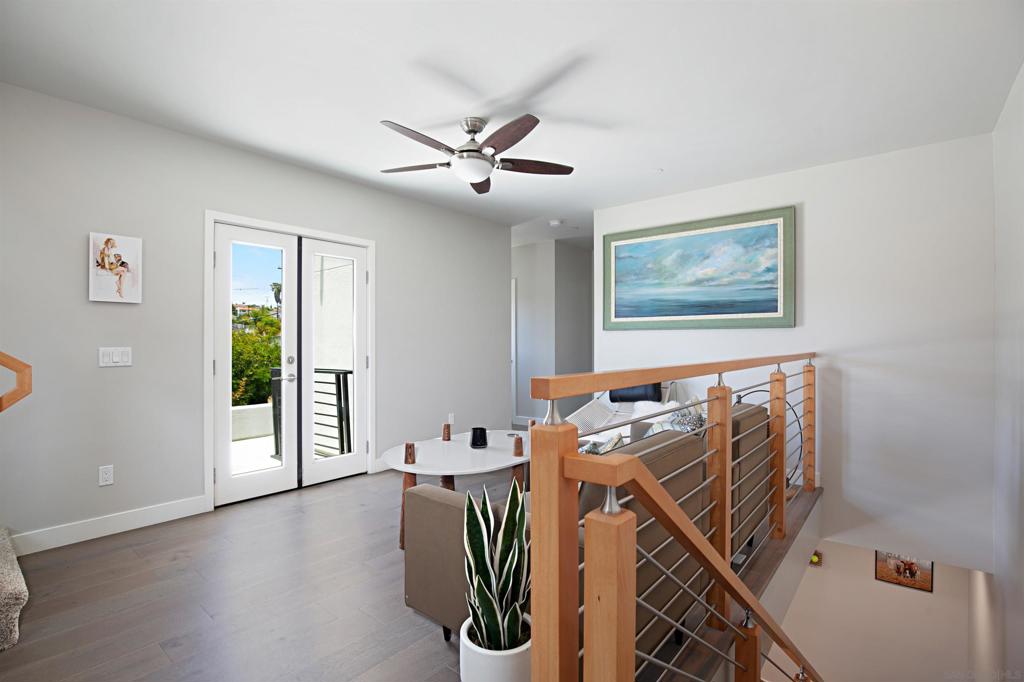 Residential Lease for rent at 3047 Keats, San Diego CA featuring 3 beds and 5 baths