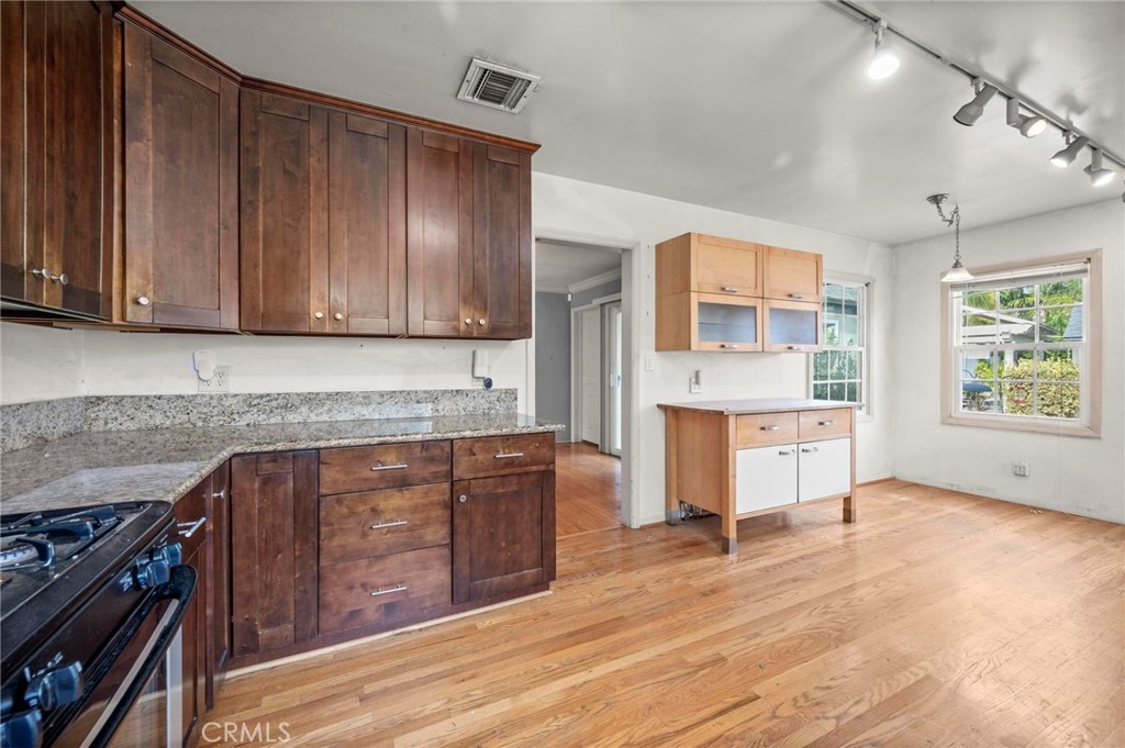 Residential for sale at 536 Avenue 64, Pasadena CA featuring 3 beds and 2 baths