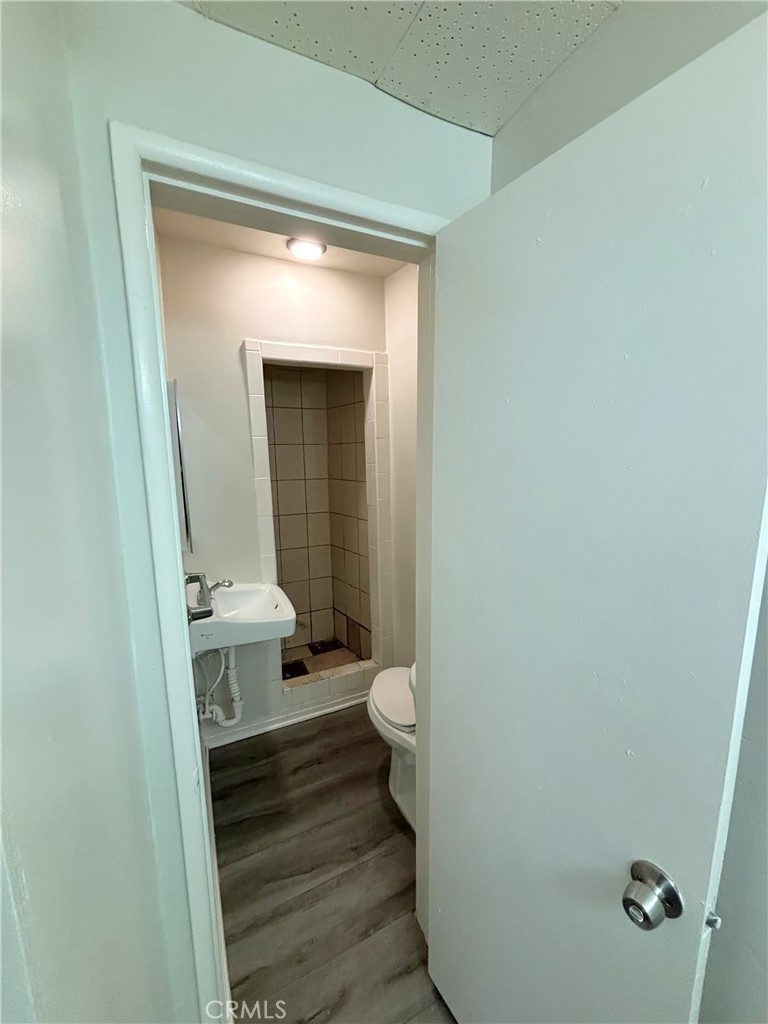 Residential Lease for rent at 3891 Locust Street 5, Riverside CA and 1 bath