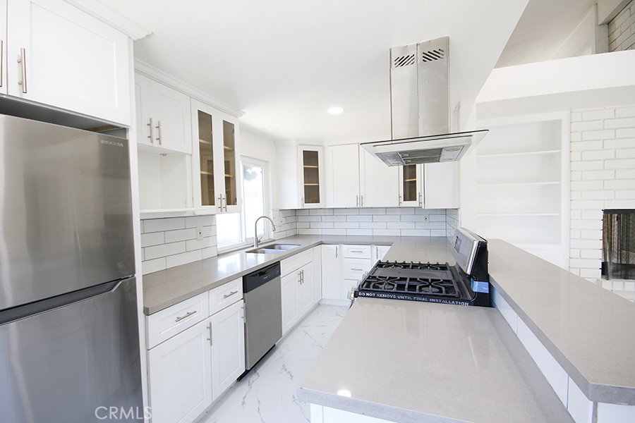 Residential Lease for rent at 14482 Grassmere Lane, Tustin, Orange County CA featuring 4 beds and 2 baths