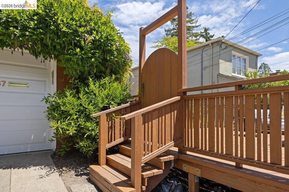 Residential for sale at 287 Purdue Ave., Kensington CA featuring 2 beds and 2 baths