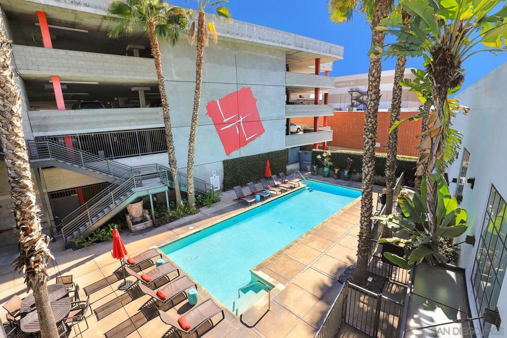 Active for sale at Los Angeles, CA, Los Angeles, CA CA and 1 bath