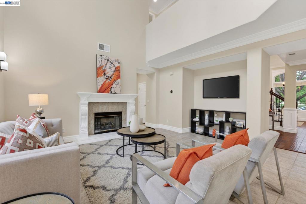 Residential for sale at 5345 W Chesterfield Cir, Dublin CA featuring 4 beds and 3 baths
