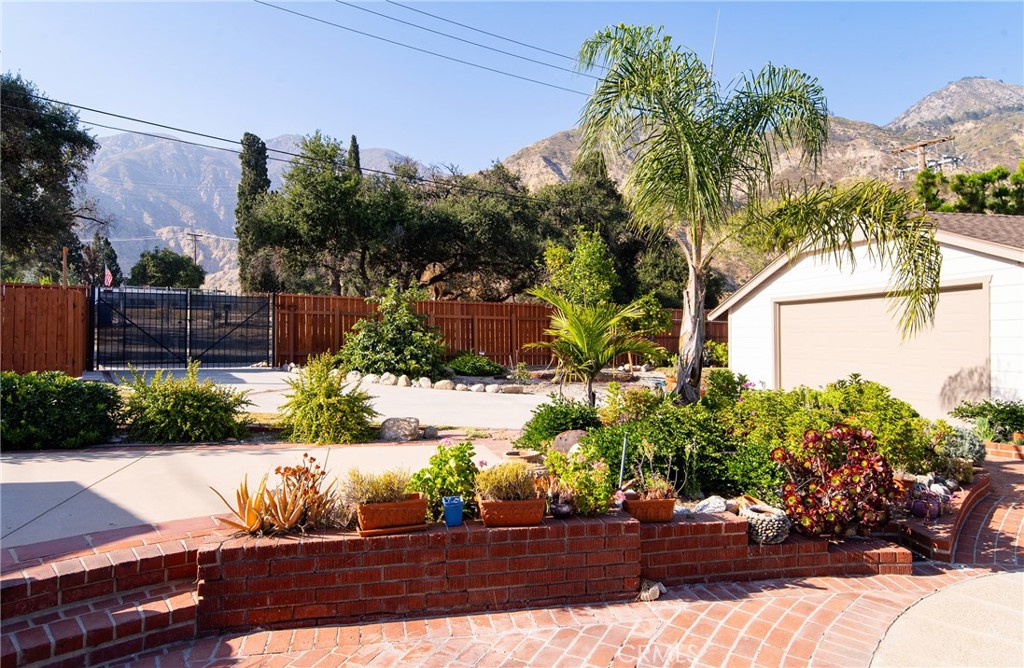 Residential for sale at 2201 Roosevelt Avenue, Altadena CA featuring 3 beds and 3 baths