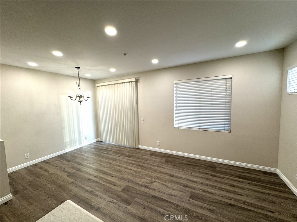 Residential Lease for rent at 88 Mission Court, Lake Forest, Orange County CA featuring 2 beds and 3 baths