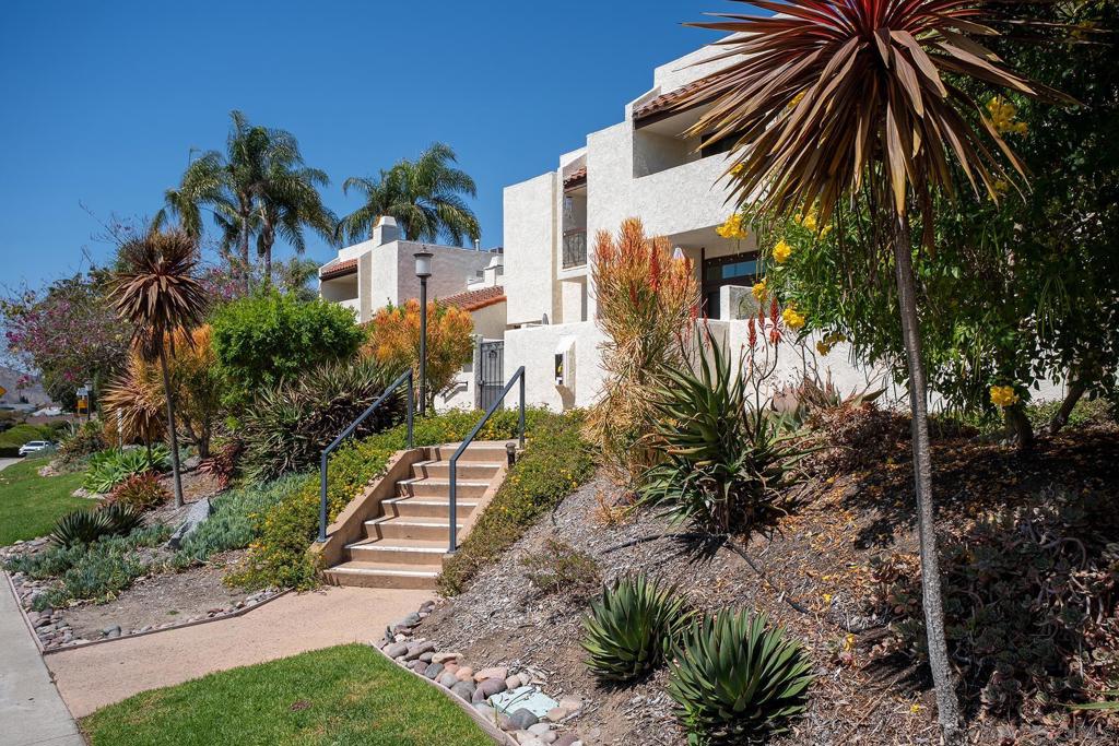 Residential for sale at 7426 Caminito Carlotta, San Diego CA featuring 2 beds and 3 baths
