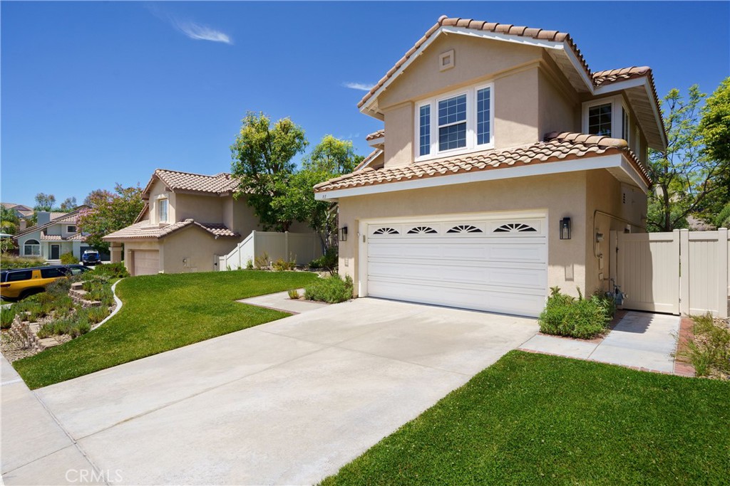 Residential for sale at 11 La Sinfonia, Rancho Santa Margarita CA featuring 3 beds and 3 baths