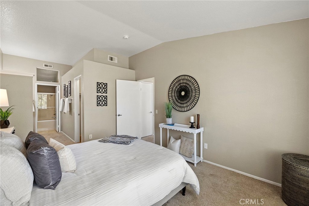 Residential for sale at 7 Cetrino, Rancho Santa Margarita CA featuring 2 beds and 2 baths