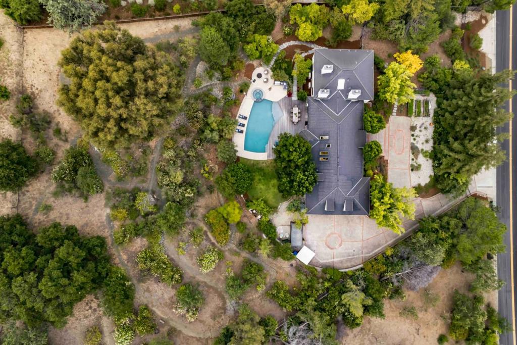 Residential for sale at 13321 La Paloma Road, Los Altos Hills CA featuring 6 beds and 4 baths
