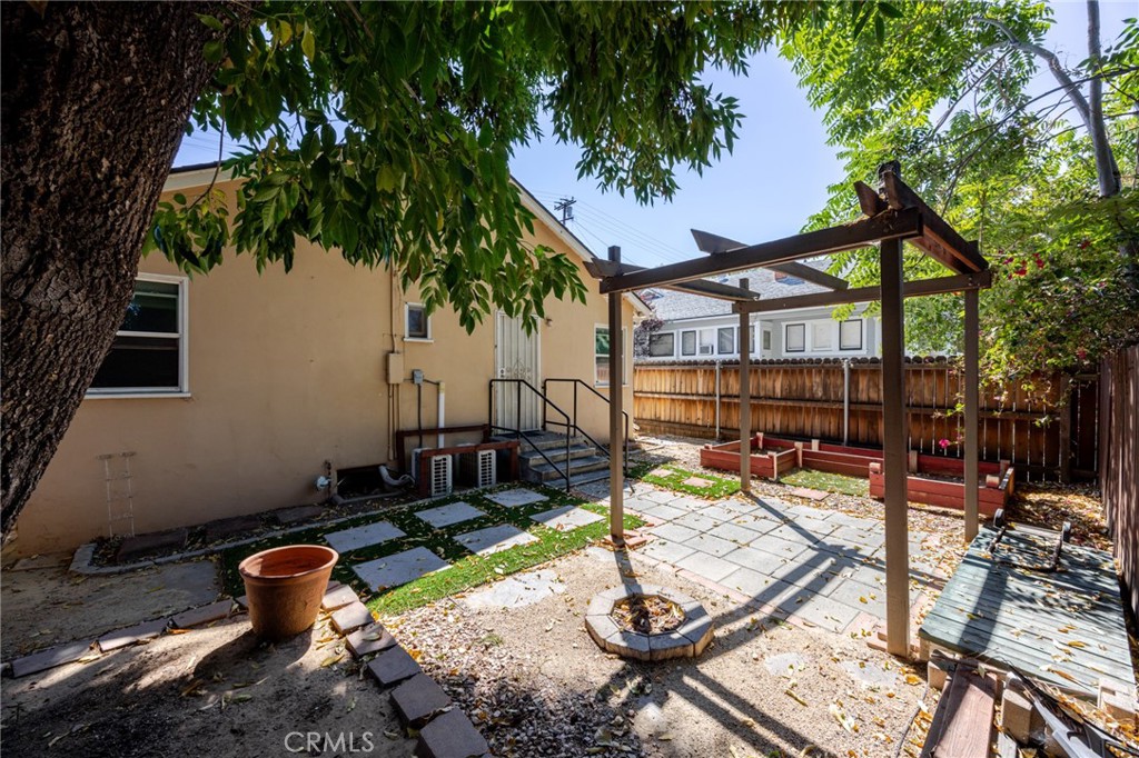 Residential for sale at 306 S Center, Redlands CA featuring 2 beds and 1 bath