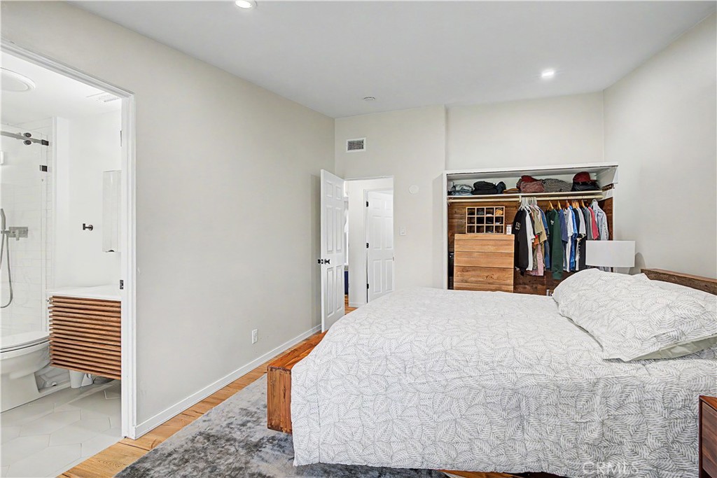 Active for sale at Torrance, CA, Torrance, CA CA and 2 baths