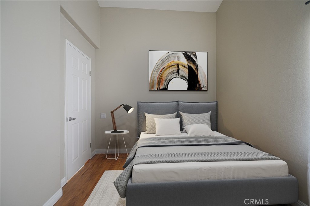 Residential Lease for rent at 31 Highpark, Aliso Viejo CA featuring 2 beds and 2 baths