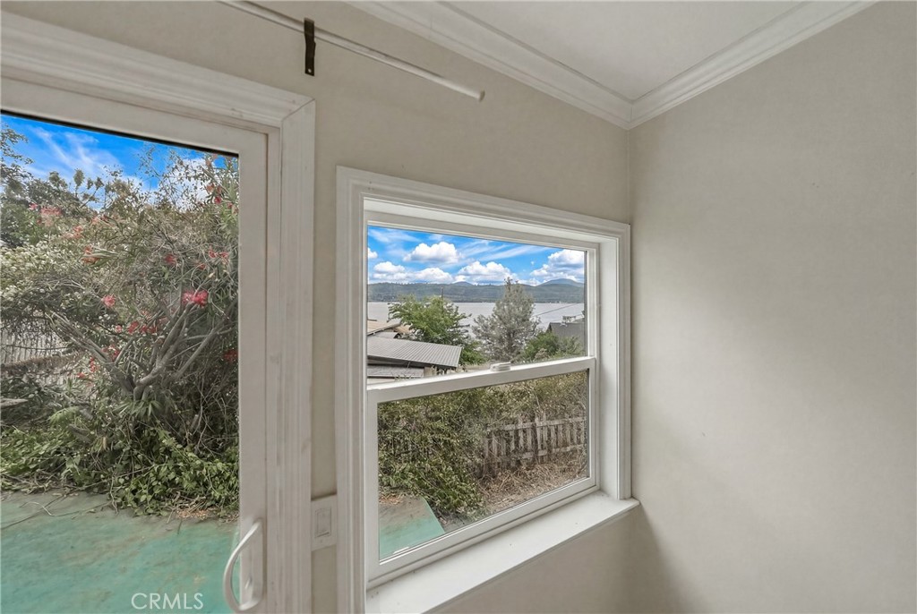 Residential for sale at 3650 Inyo Street, Clearlake CA featuring 1 bed and 4 baths