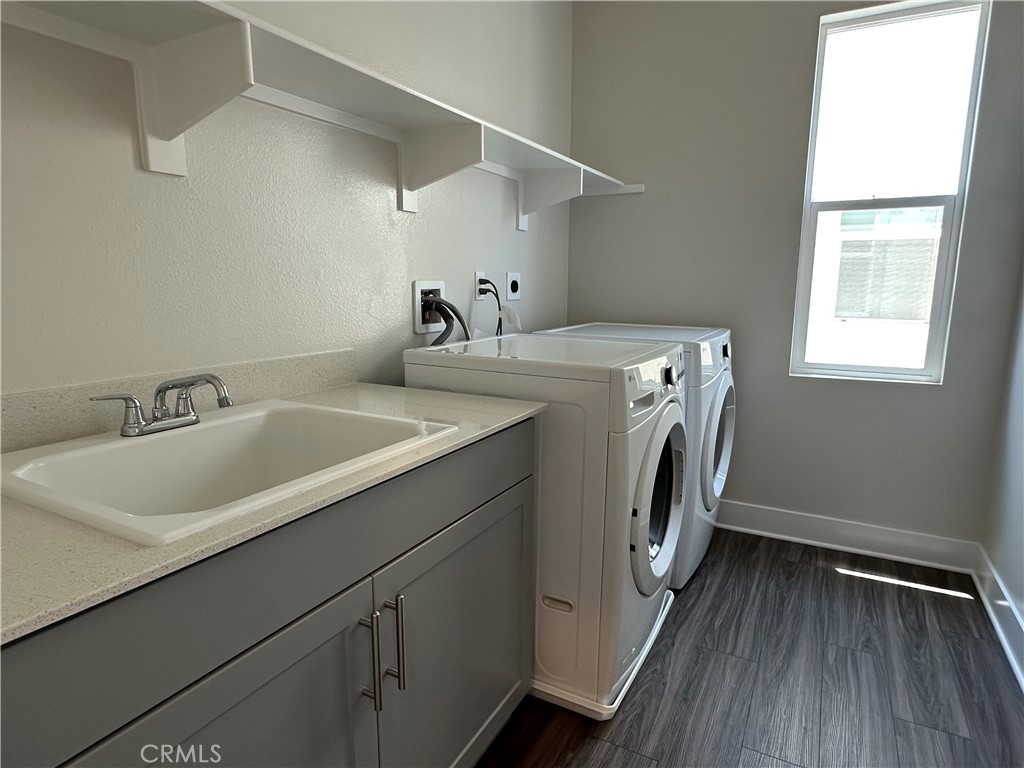 Residential Lease for rent at 16668 Bristlecone Ave, Chino CA featuring 5 beds and 3 baths