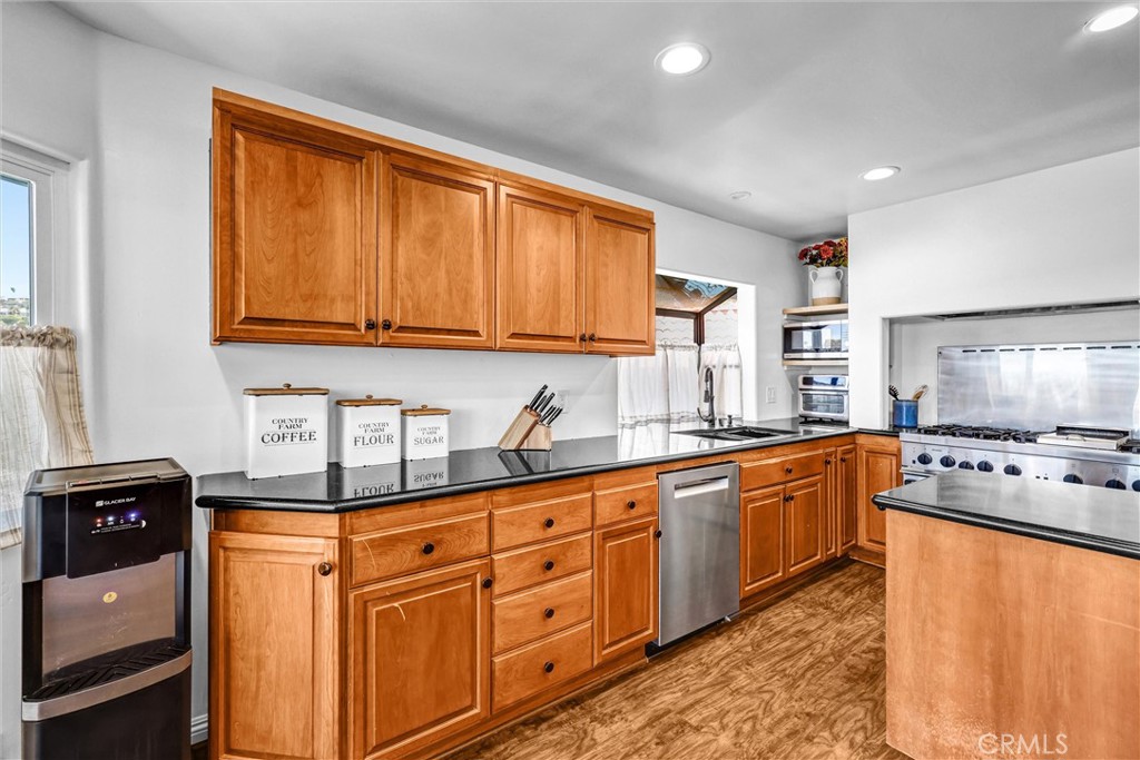 Residential Lease for rent at 134 Avenida Presidio, San Clemente CA featuring 4 beds and 3 baths