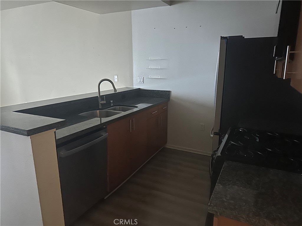 Residential for sale at 2864 Sunset Place 205, Los Angeles CA featuring 2 beds and 3 baths