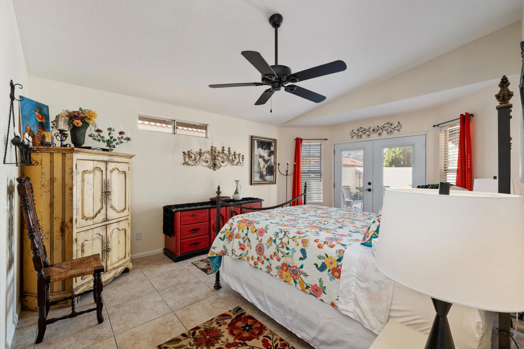Single Family Residence for rent at 53390 Avenida Navarro, La Quinta, CA featuring 3 beds and 2 baths