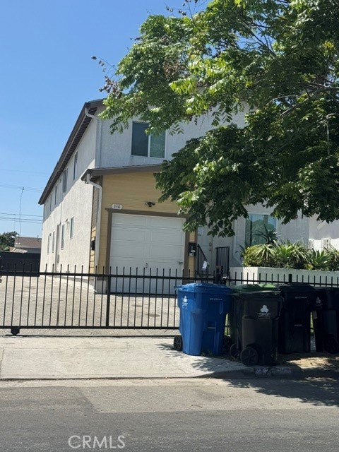 Duplex for sale at 336 338 E 79th, Los Angeles, CA