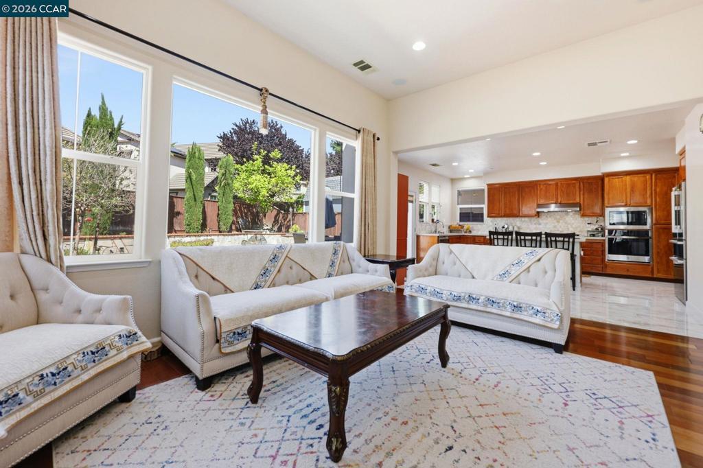 Residential Lease for rent at 165 Paddington Ct, San Ramon CA featuring 5 beds and 4 baths